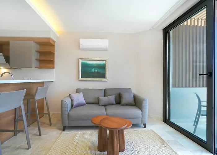 Olira Tuerkbuekue Residences ホテル