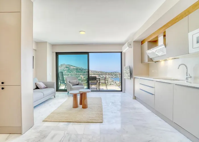 Olira Tuerkbuekue Residences ホテル *