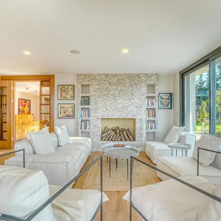 Olira Tuerkbuekue Residences فندق