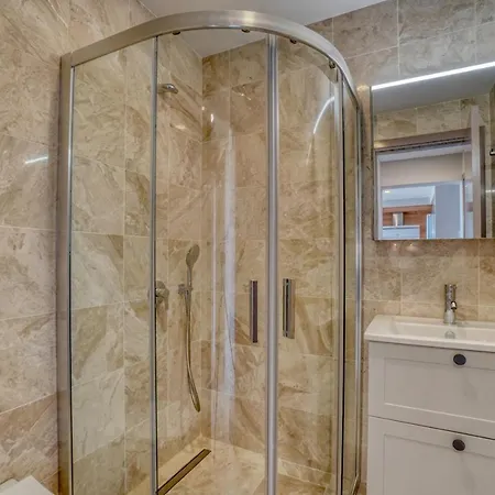 فندق Olira Tuerkbuekue Residences