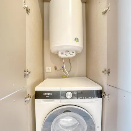 Olira Tuerkbuekue Residences فندق