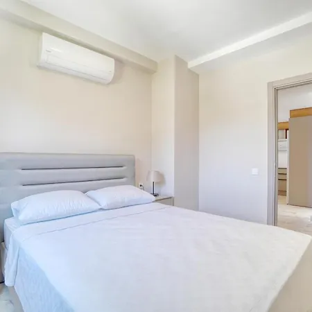 Olira Tuerkbuekue Residences * بودروم