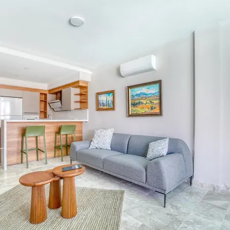 Olira Tuerkbuekue Residences فندق