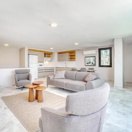 Olira Tuerkbuekue Residences فندق بودروم