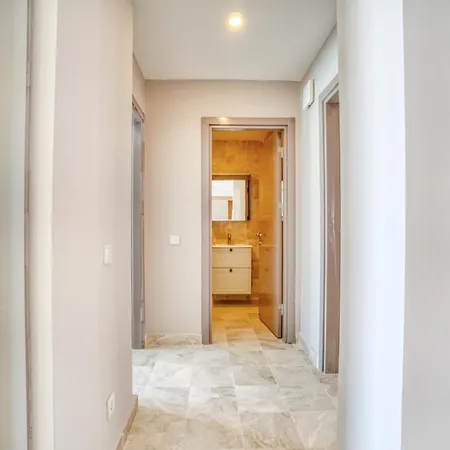 Olira Tuerkbuekue Residences