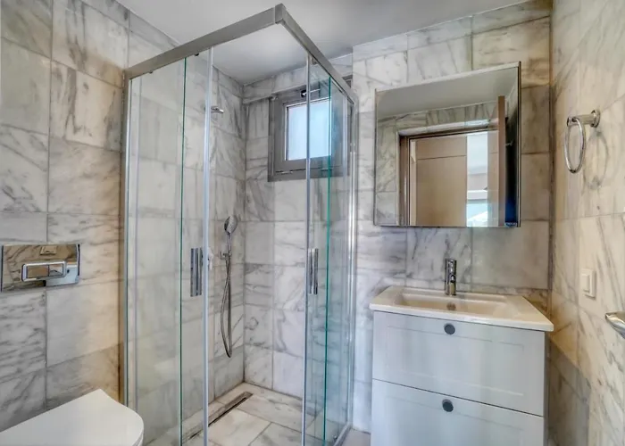 Szálloda Olira Tuerkbuekue Residences *