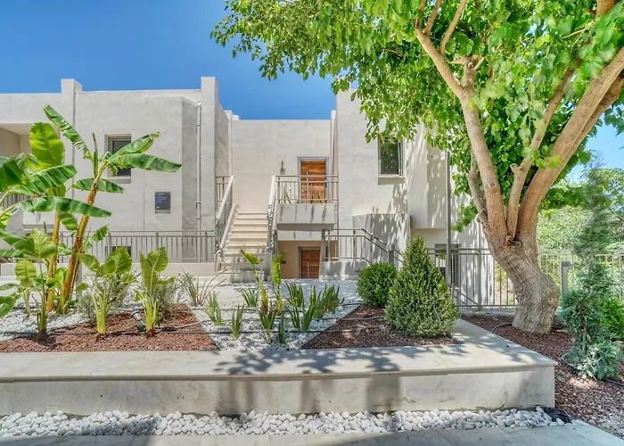 Szálloda Olira Tuerkbuekue Residences