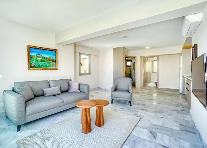 Olira Tuerkbuekue Residences Szálloda *