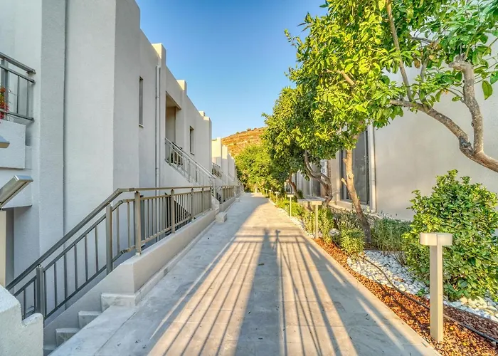 Szálloda Olira Tuerkbuekue Residences