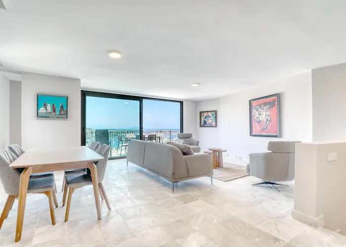 Szálloda Olira Tuerkbuekue Residences